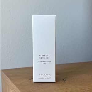 ARCONA Berry Gel Gommage Gentle Exfoliator - White Packaging